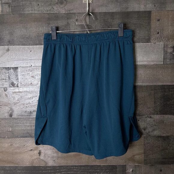 Nike Dri Fit Training Shorts Large - Picture 3 of 4